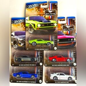 Hot Wheels Silver Series **FORD MUSTANG 60 YEARS** COMPLETE SET OF 5 CARS